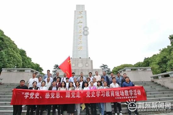 怎么面对父母「你不要比吃，不要比穿，就比学习」的想法？游戏画面
